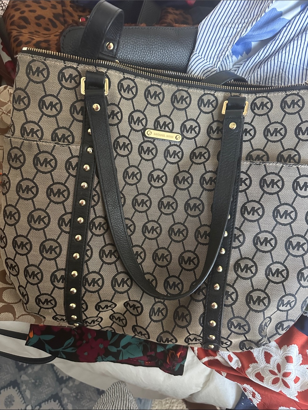 Michael Kors Beige and Black Studded Logo Tote - Picture 2 of 6
